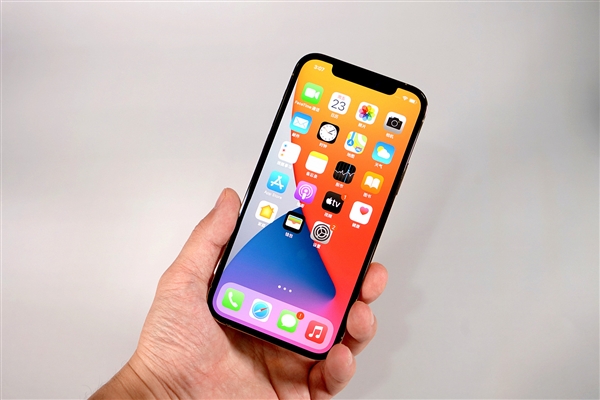伊春苹果手机维修分享iOS 14.2修订版已到，专属iPhone 12系列 
